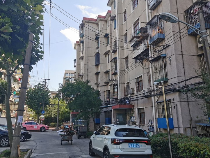 上海市宝山区华浜新村华浜新村 