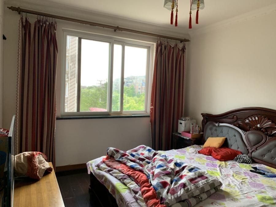 上海市宝山区宝虹家园257栋4F 