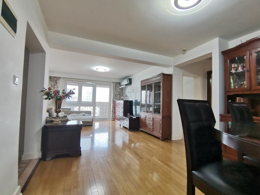 上海市长宁区华敏世纪广场6栋23F 