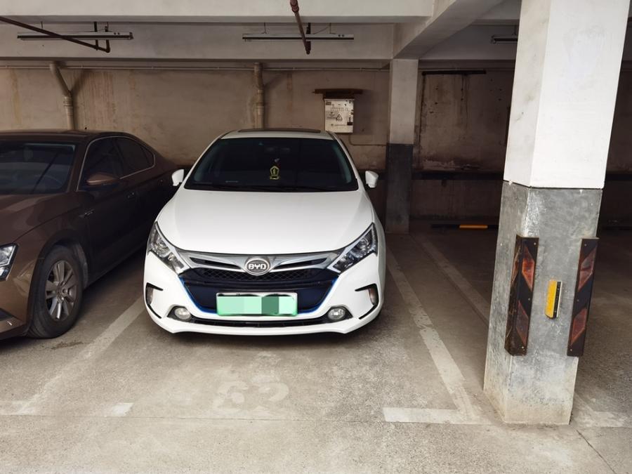 上海市松江区三盛颐景园677号1F及1F车位 