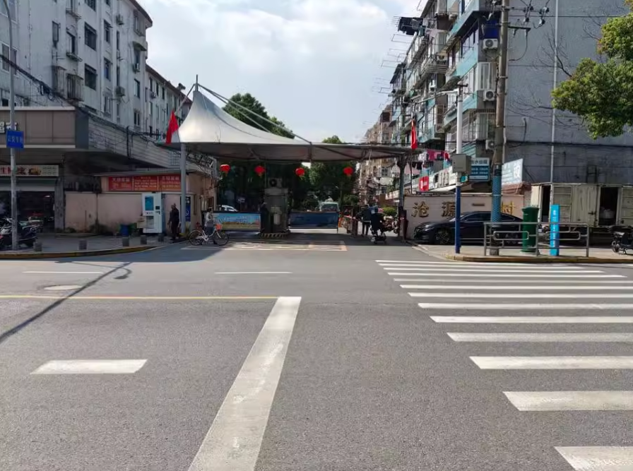 上海市闵行区沧源二村93栋1F 