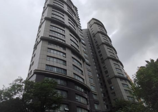 上海市长宁区绿地海怡公寓1181栋16F 