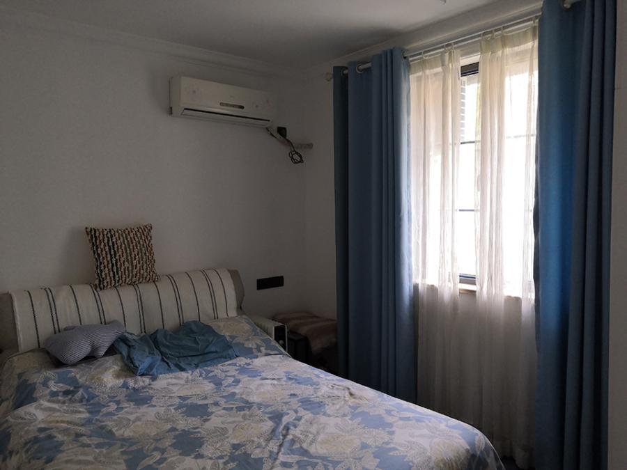 上海市长宁区1371弄小区67栋1F 