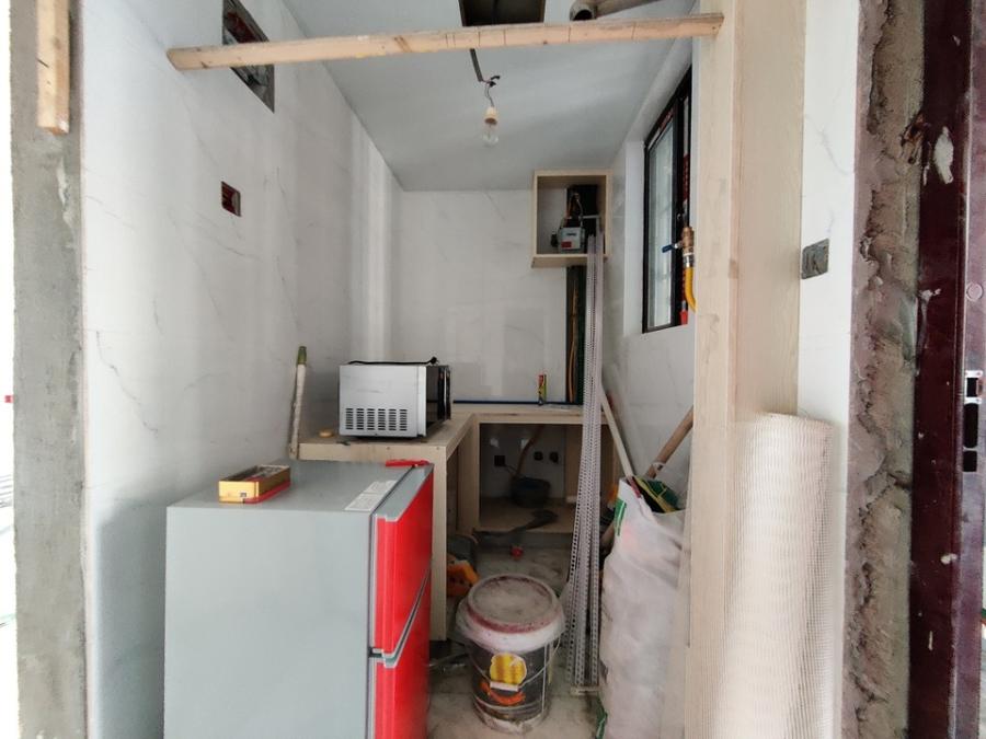 上海市长宁区新泾三村41栋4F 