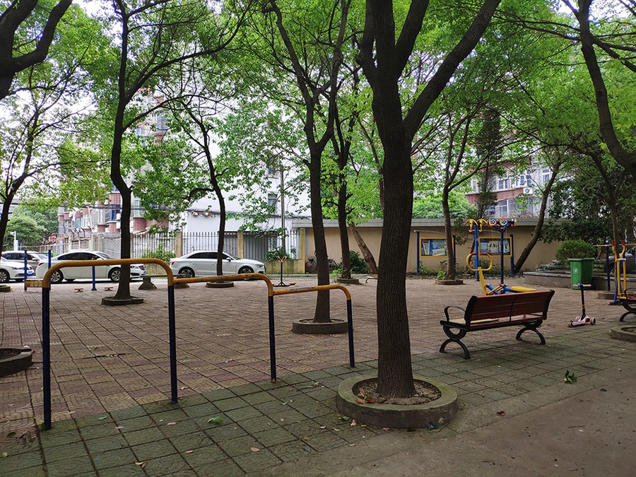 上海市浦东新区桃园新村8栋1F 