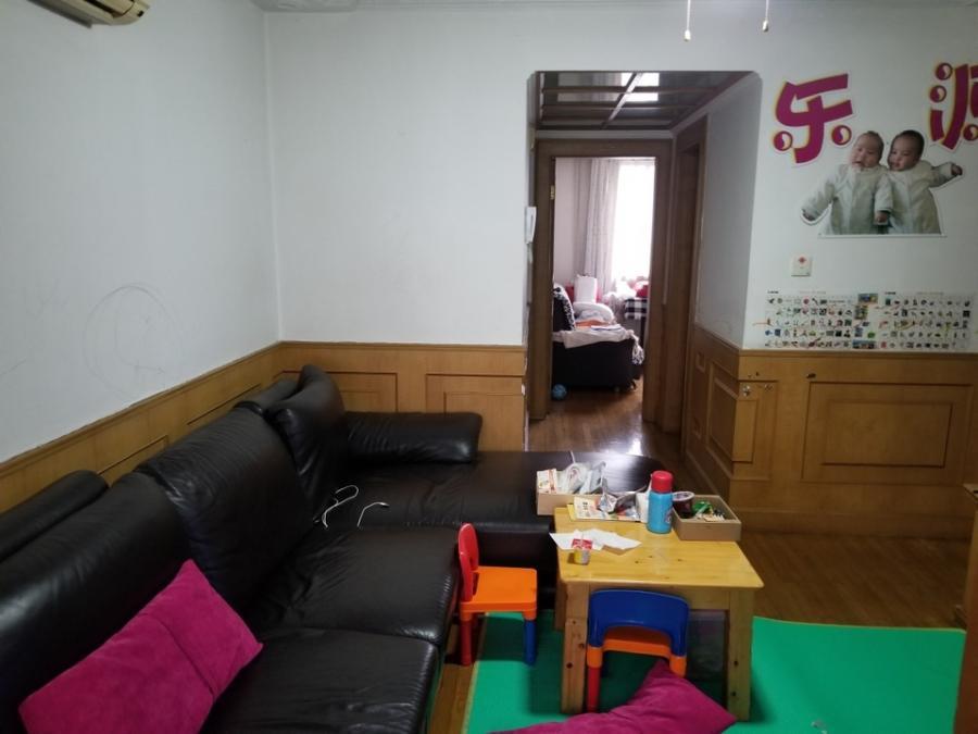 上海市浦东新区三林安居苑59栋4F 