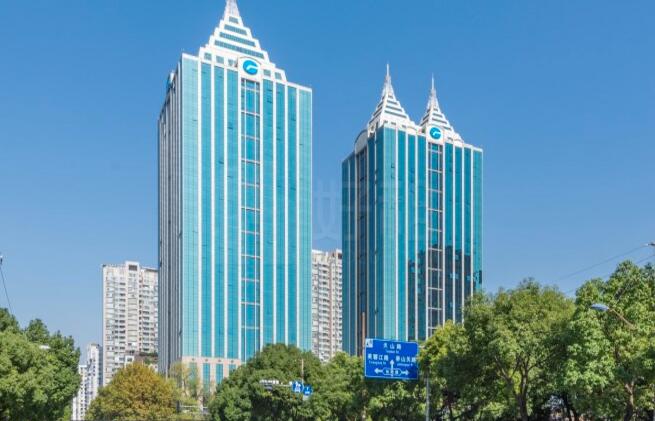 上海市长宁区远东国际广场317栋13F及车位 