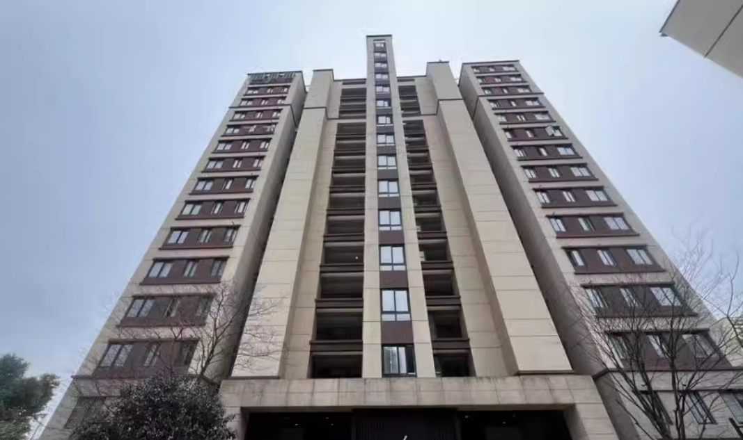 上海市嘉定区路劲·上海派二期盛世景庭6栋11F 