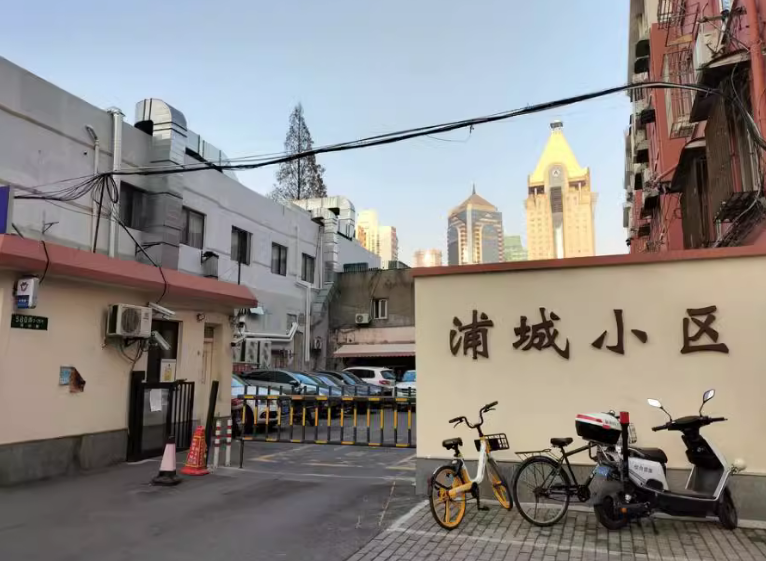 上海市浦东新区浦城小区17栋4F 