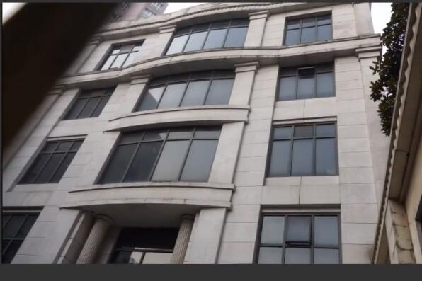 上海市黄浦区威海路十二支弄44栋 