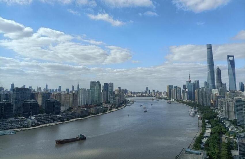 上海市浦东新区家化滨江苑1栋33F及地下室车库 