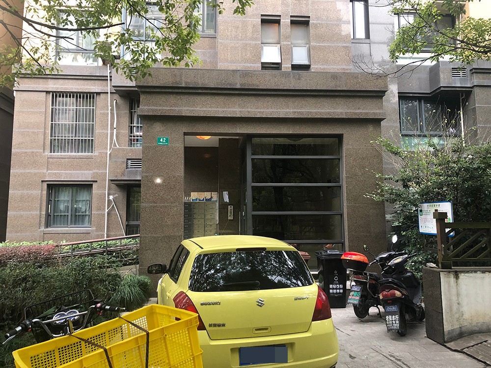 上海市浦东新区连城新苑42栋2F 