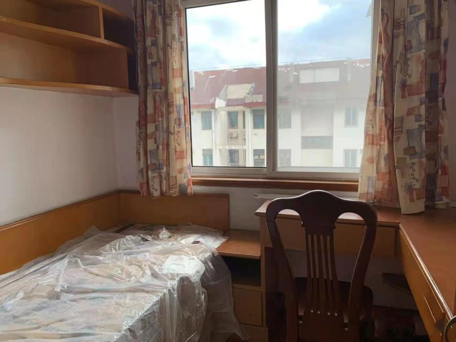 上海市宝山区乐业四村88栋6F 