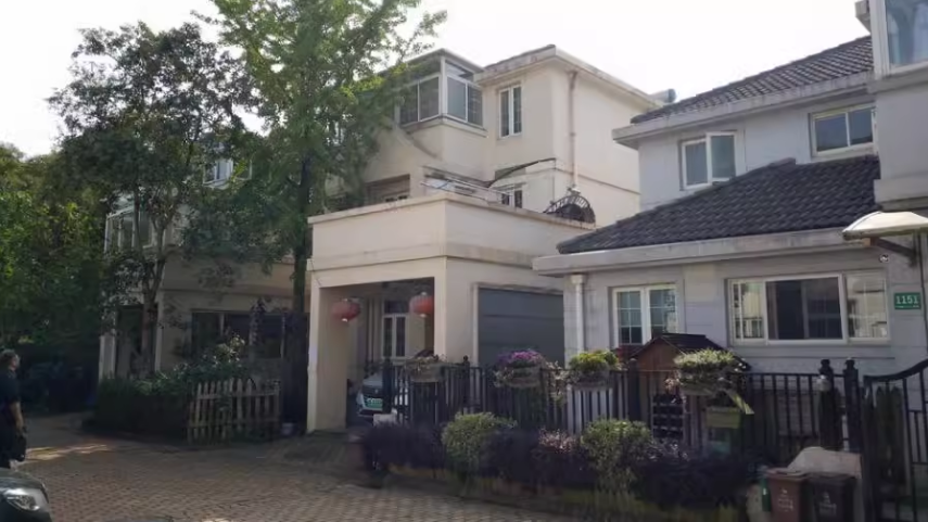 上海市浦东新区康桥半岛康桥镇1149栋 