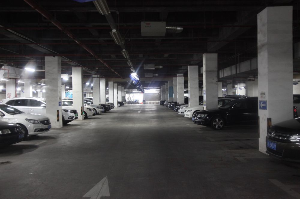 上海市普陀区主格生活广场华池路60弄2栋1-5F及其他房地产 