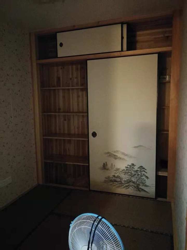 上海市闵行区招商雍华苑66栋5F 