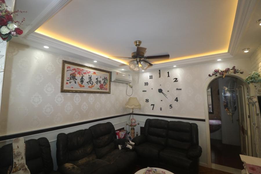 上海市宝山区东沪园18栋1F 