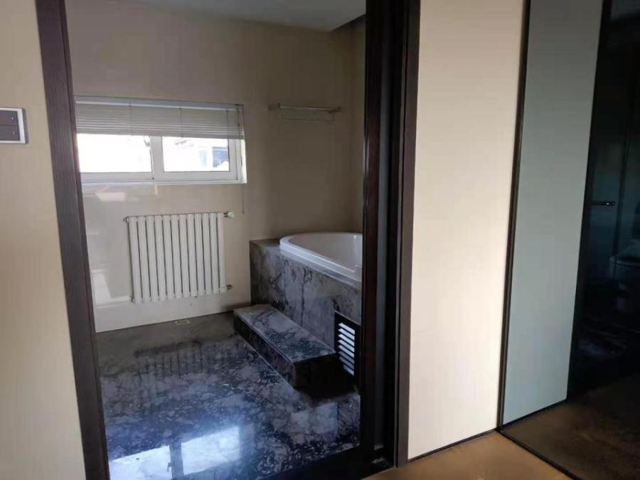 上海市青浦区绿中海明苑55栋3F 