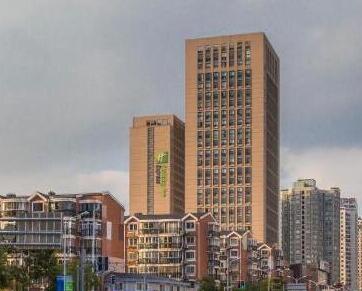 上海市杨浦区怡富商务广场1725栋25F共七套 