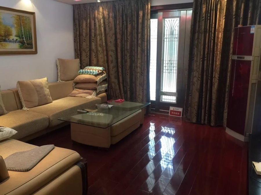 上海市浦东新区大华锦绣华城61栋1F及车位 