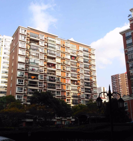 上海市虹口区华虹公寓9栋8F及车位 