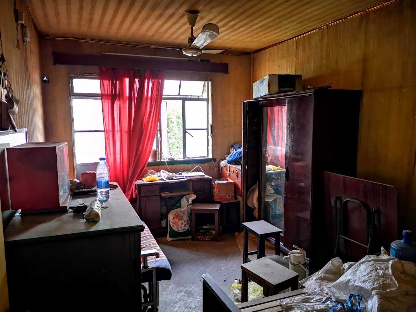 上海市浦东新区临沂三村14栋4F 