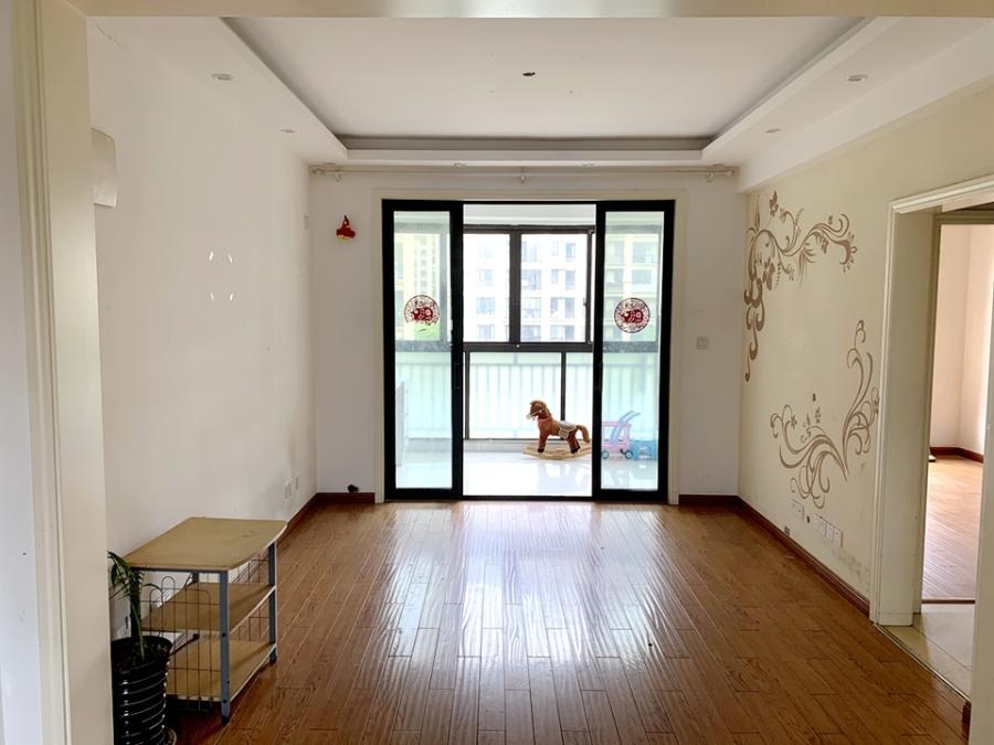 上海市宝山区阳光美林22栋5F 