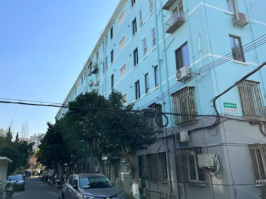 上海市浦东新区朱家门小区40栋5F 