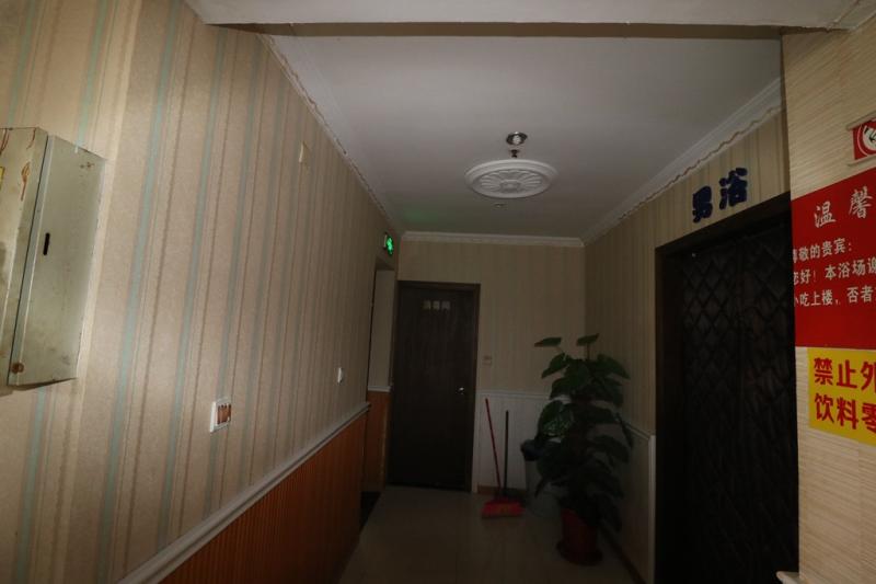 上海市松江区影视路沿街商铺影视路79、95号1_3层 