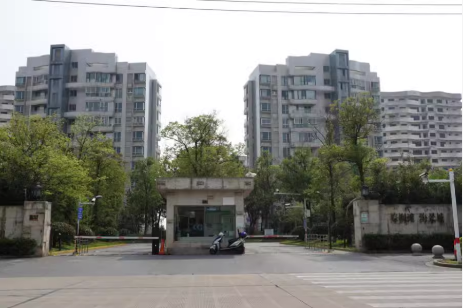 上海市奉贤区棕榈滩海景城6栋2F 