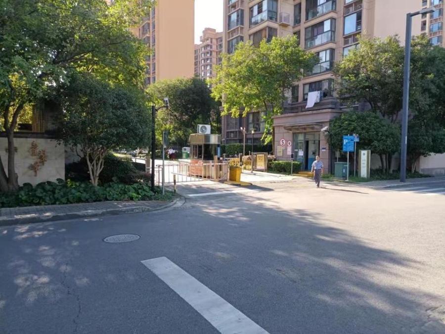 上海市嘉定区合景叠翠峰11栋6F 