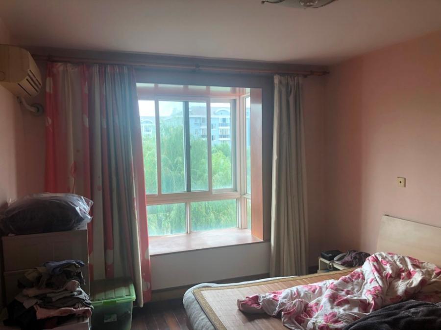 上海市闵行区景江苑C区4栋4F 