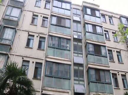 上海市浦东新区叠翠苑30栋3F 