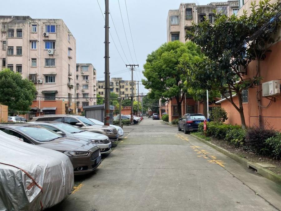 上海市宝山区通河八村46栋4F 