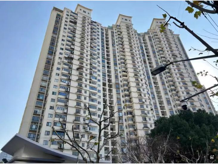 上海市普陀区光明城市3栋20F及车位 