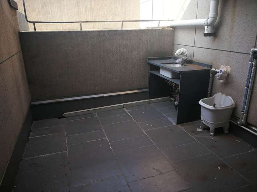 上海市宝山区三湘海尚城243栋18F 