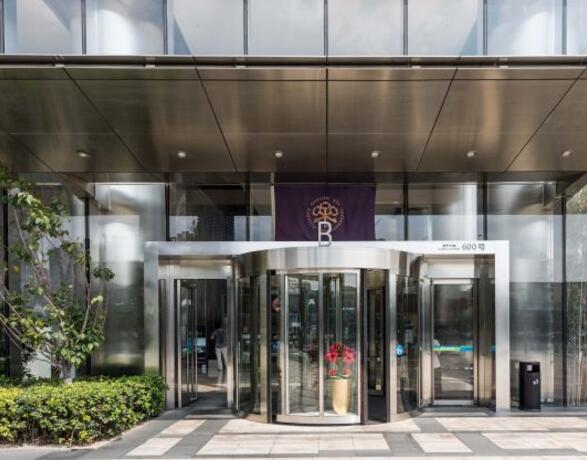 上海市徐汇区上海绿地中心596栋8F 