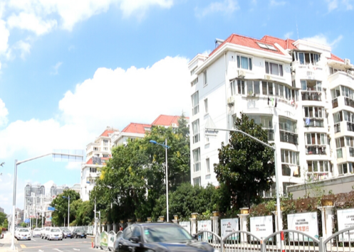 上海市松江区松江商业广场翔峰路373弄191栋 