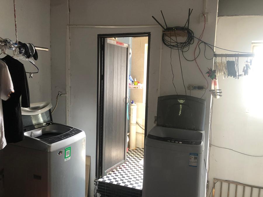 上海市宝山区盛宅一村沿街商铺188栋1-2F 