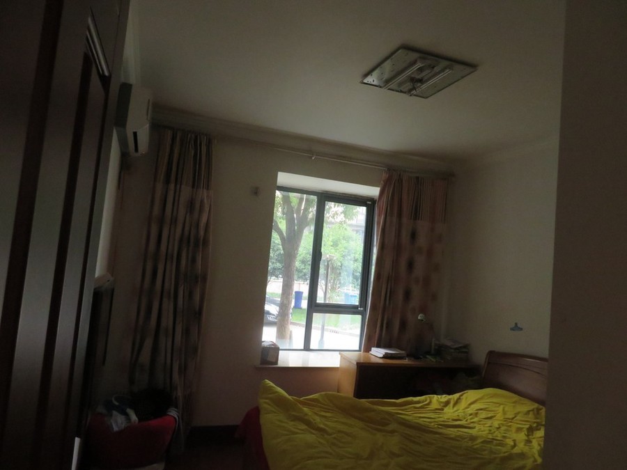 上海市浦东新区鼎鑫名流苑25栋103F 