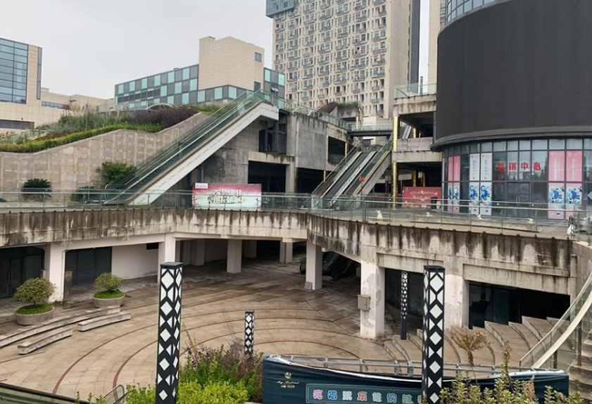 上海市嘉定区新明六一广场浏翔公路702栋1F 