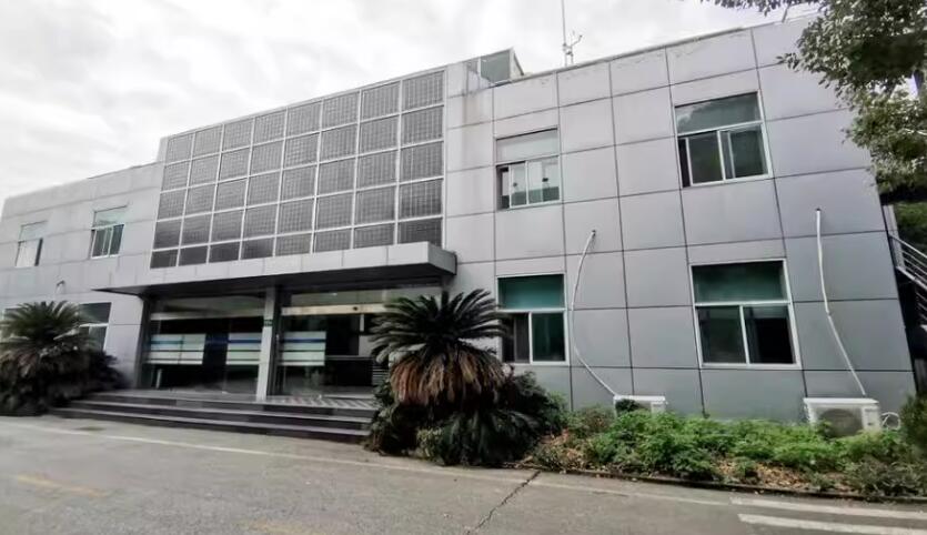 上海市闵行区上海太阳能科技有限公司555栋1-4幢 