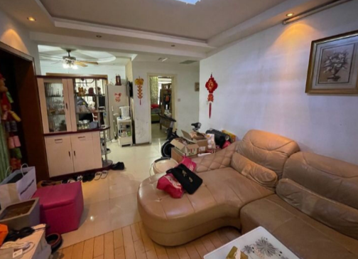 上海市宝山区大唐花园172栋1F 