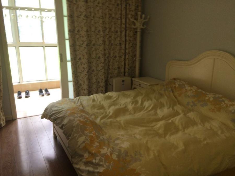 上海市虹口区虹叶茗园11栋1F 