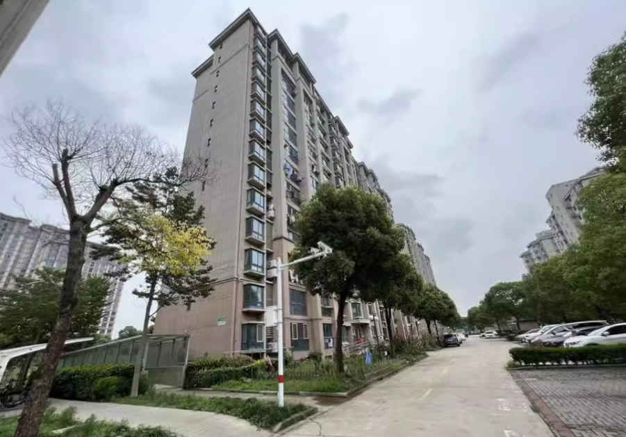 上海市奉贤区金水佳苑121栋1F 