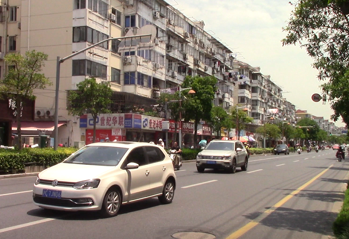 上海市嘉定区温宿路47弄小区11栋1F 