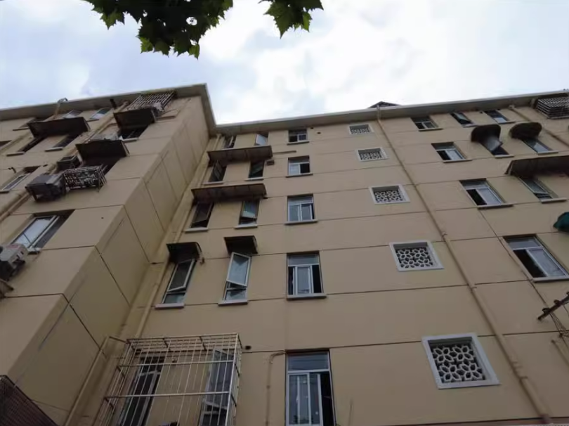 上海市浦东新区上南花苑22栋2F 