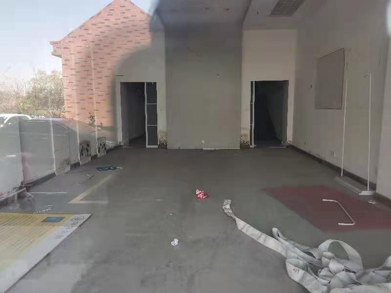 上海市松江区松江商业广场翔峰路373弄162栋 