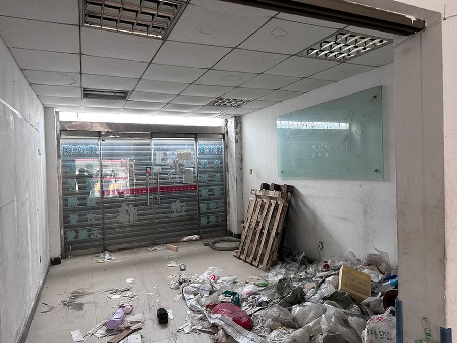 上海市松江区泗砖路1弄商铺69栋1-3F 