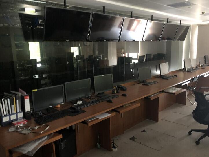 上海市浦东新区金领之都金海路1002栋及其它物品 